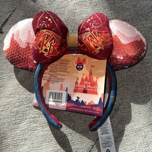 Disney Minnie Mouse The Main Attraction Big Thunder Mountain (9/12) Mickey Ears